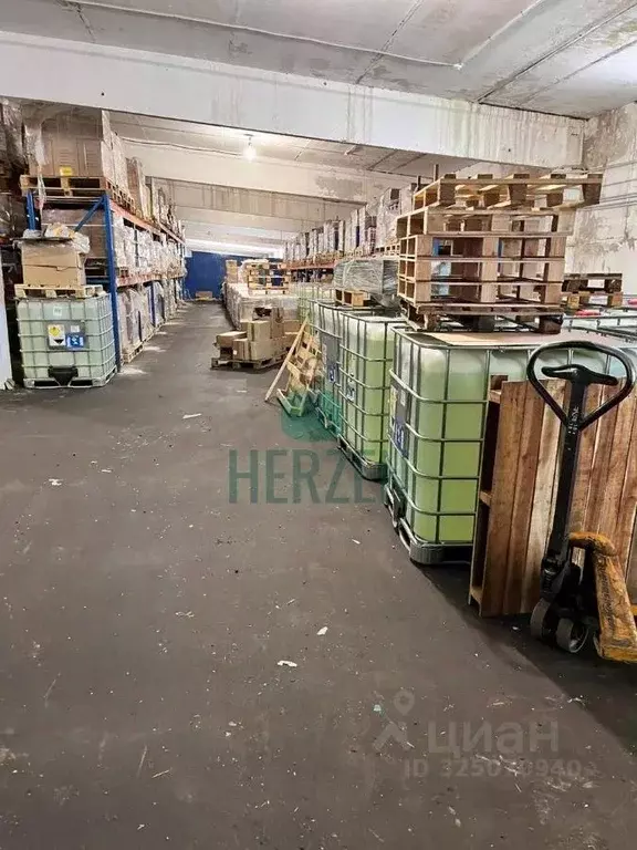 Склад в Московская область, Клин городской округ, д. Полуханово  (1900 ... - Фото 2