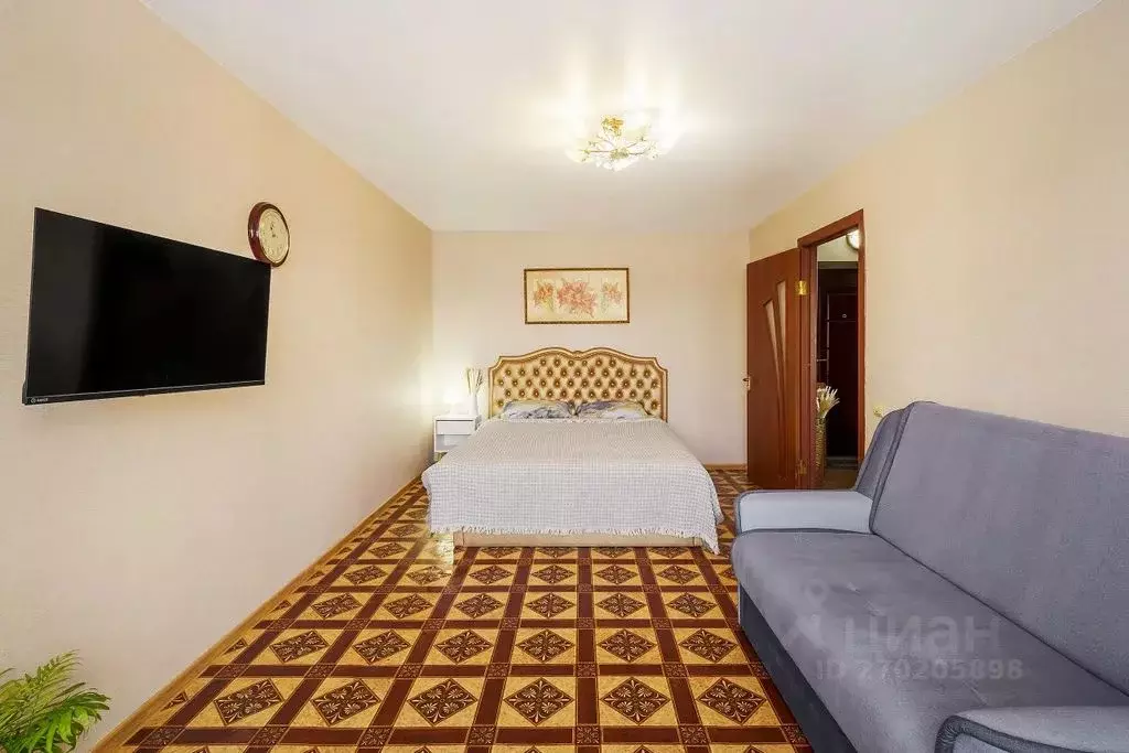 1-к кв. Крым, Симферополь просп. Кирова, 14 (35.0 м) - Фото 1