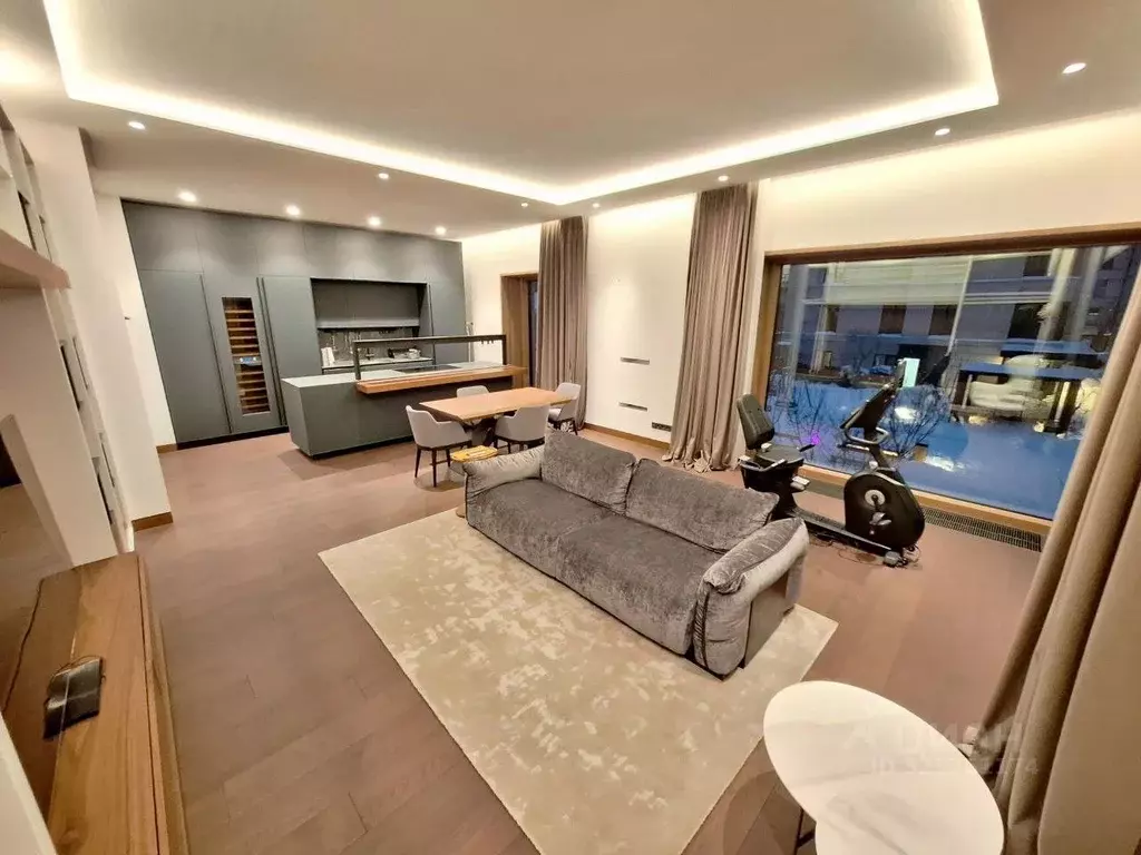 3-к кв. Москва Мосфильмовская ул., 1А (112.0 м) - Фото 1