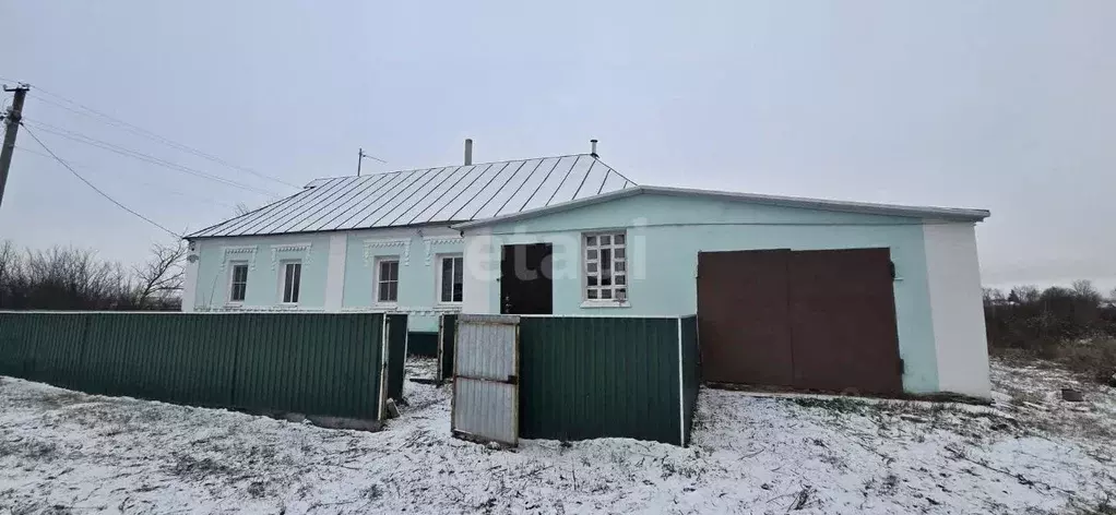 Дом в Липецкая область, Добровский муниципальный округ, с. Каликино ... - Фото 1