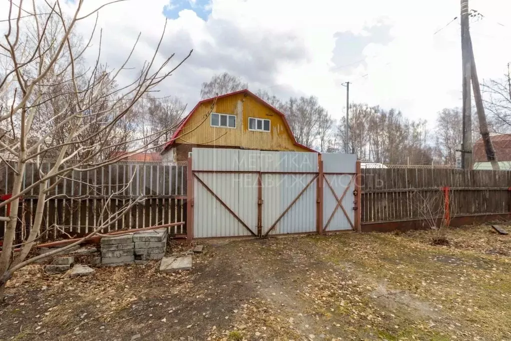 Дом в Тюменская область, Тюмень Дубрава СНТ, ул. 1-я Вишневая (50 м) - Фото 1