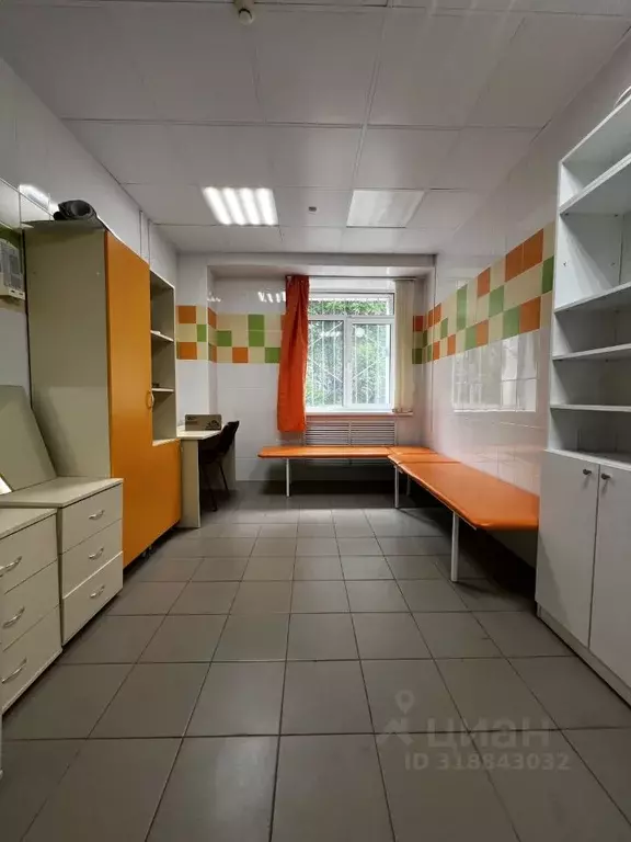 Помещение свободного назначения в Москва Новоясеневский просп., 25 (15 ... - Фото 0
