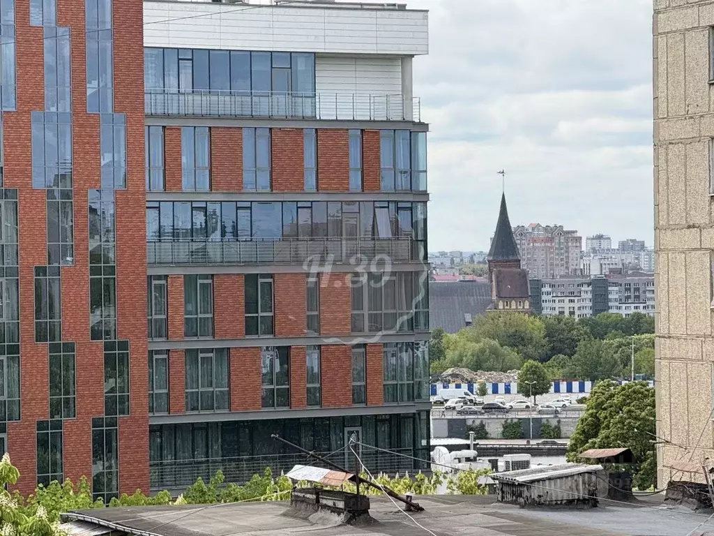 4-к кв. Калининградская область, Калининград ул. Сергеева, 21 (65.0 м) - Фото 0