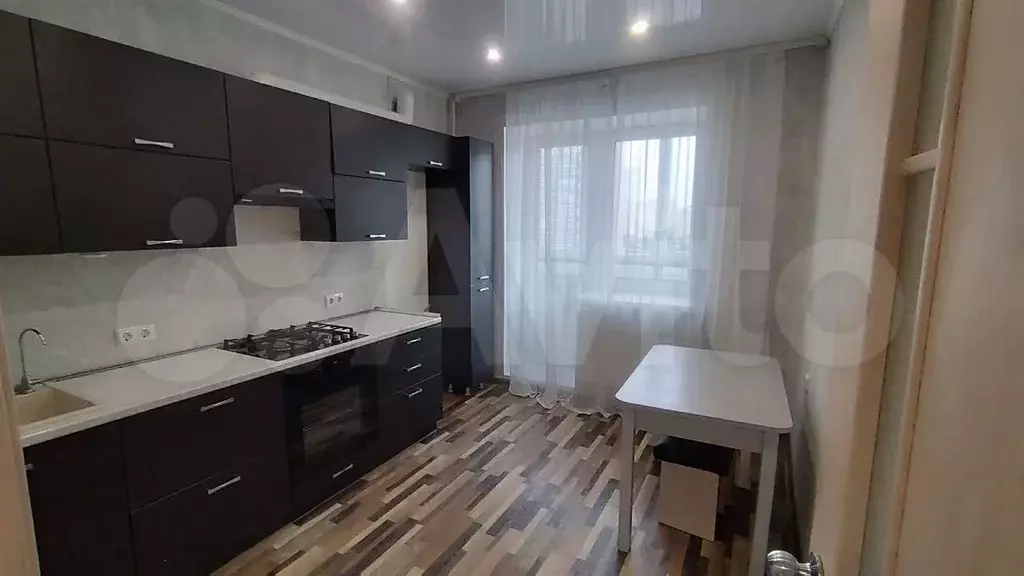 1-к. квартира, 40 м, 4/10 эт. - Фото 0