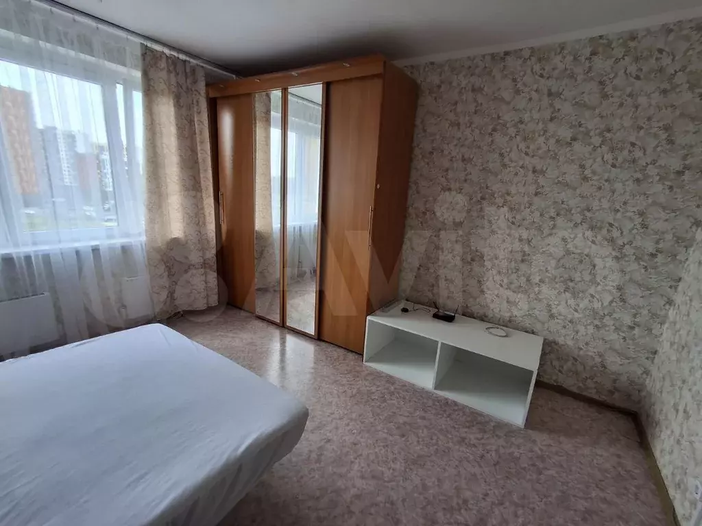 1-к. квартира, 40 м, 8/17 эт. - Фото 1