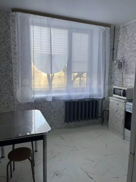 1-к. квартира, 42 м, 1/4 эт. - Фото 1