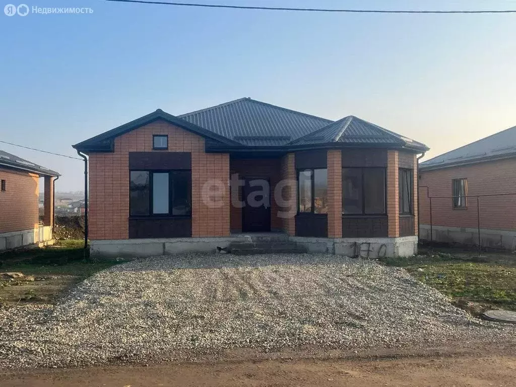 Дом в Михайловск, улица Софьи Ковалевской (140 м) - Фото 1