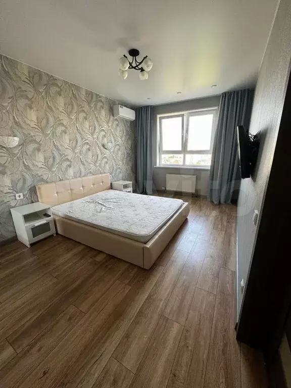1-к. квартира, 38 м, 13/18 эт. - Фото 0