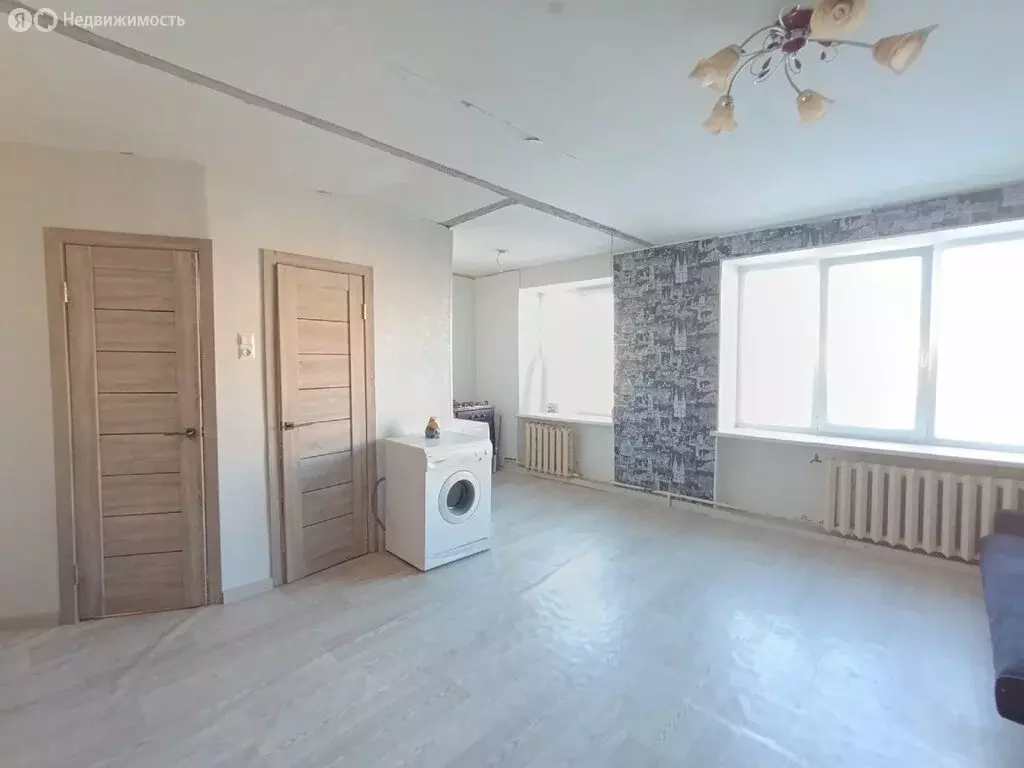 3-комнатная квартира: Гатчина, Рощинская улица, 20 (56.6 м) - Фото 1