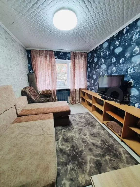 Комната 12 м в 6-к., 2/4 эт. - Фото 0