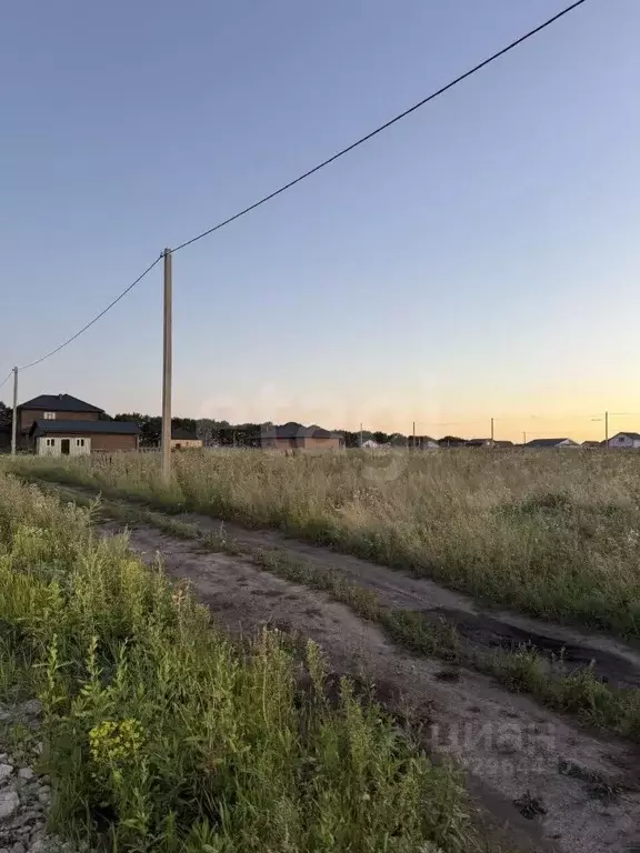 Участок в Курская область, Курский район, Полянский сельсовет, д. ... - Фото 2