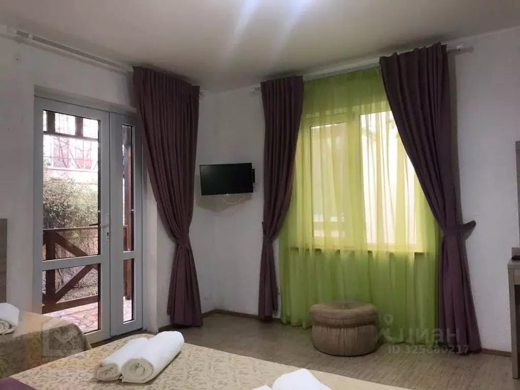 Дом в Крым, Евпатория городской округ, Заозерное пгт пер. Цвангер, 3 ... - Фото 2