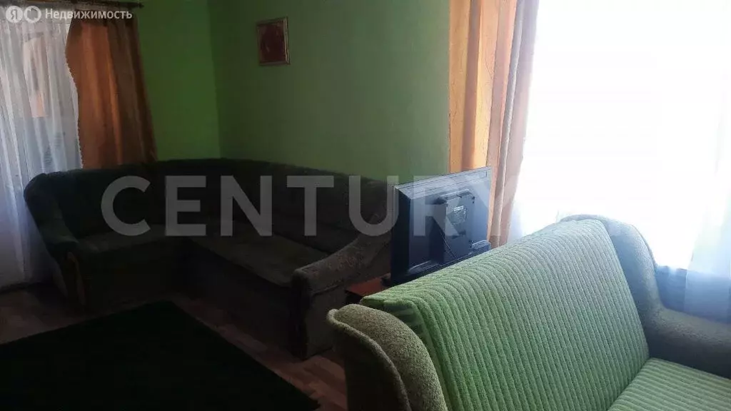 2-комнатная квартира: посёлок городского типа Черноморское, ... - Фото 1