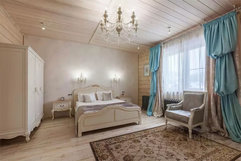 Дом в Алтай, Майминский район, с. Урлу-Аспак Лесхозная ул., 20 (265 м) - Фото 1