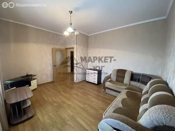 2-комнатная квартира: Абинск, Нефтепромысловая улица, 111 (56.3 м) - Фото 1