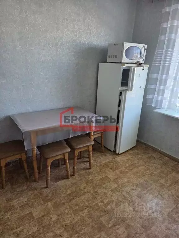 2-к кв. Севастополь просп. Октябрьской Революции, 52А (53.7 м) - Фото 2