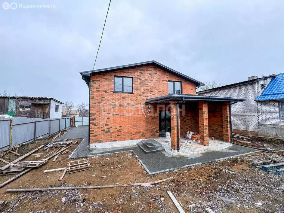Дом в Волгоград, улица Академика Комарова, 8 (210 м) - Фото 2