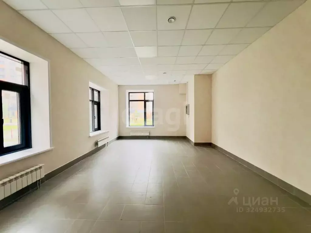 Помещение свободного назначения в Красноярский край, Красноярск ул. ... - Фото 1