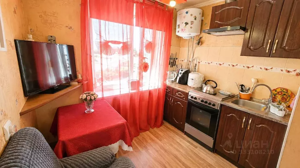 2-к кв. Калининградская область, Балтийск ул. Ушакова, 22 (42.6 м) - Фото 2