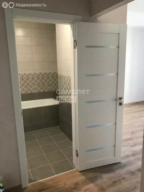 2-комнатная квартира: Томск, улица Войкова, 47/2 (39 м) - Фото 0