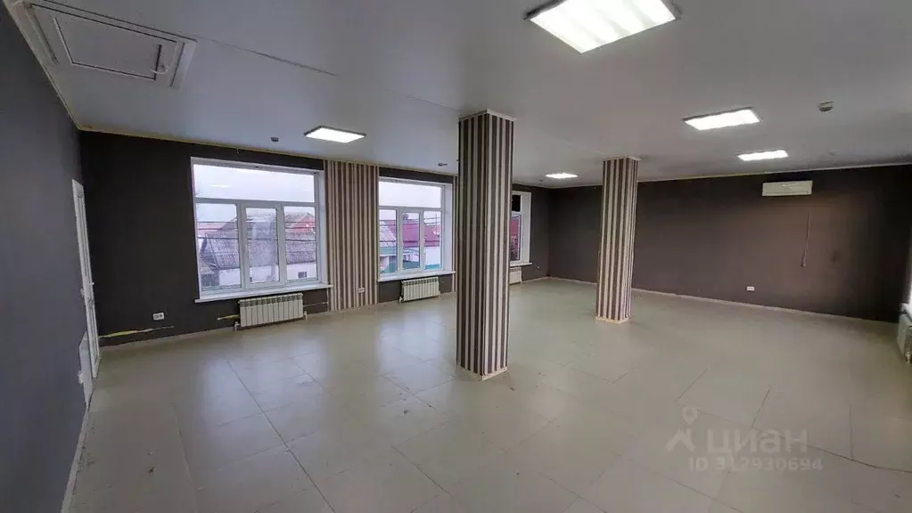 Помещение свободного назначения в Краснодарский край, Темрюк ул. ... - Фото 1