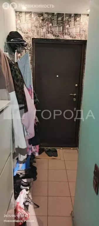 Квартира-студия: Новосибирск, Берёзовая улица, 19 (20 м) - Фото 1