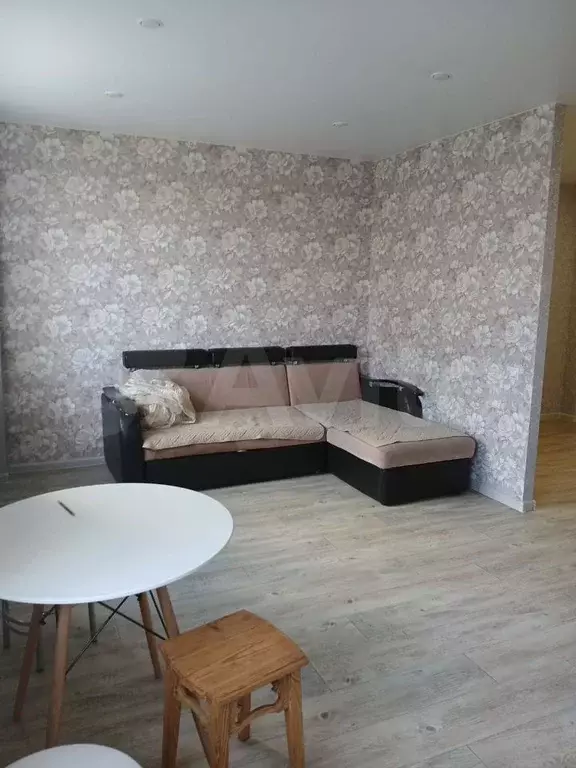 2-к. квартира, 48 м, 4/9 эт. - Фото 1