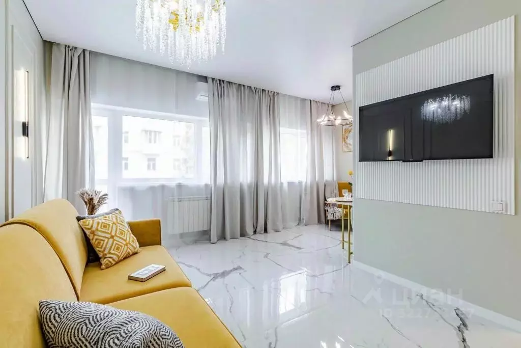 2-к кв. Свердловская область, Екатеринбург ул. Малышева, 21/4 (50.0 м) - Фото 2