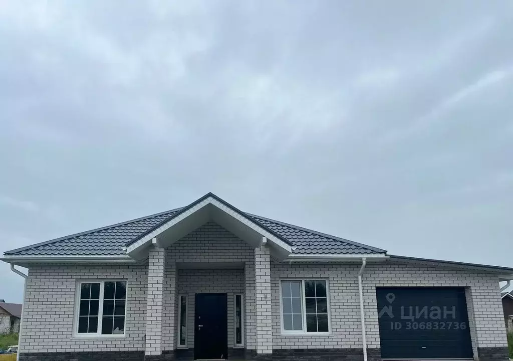 Дом в Алтайский край, Первомайский район, с. Фирсово ул. Заречная, 39 ... - Фото 1