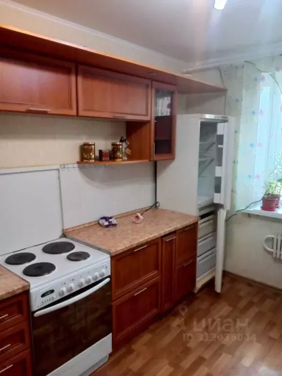 3-к кв. Белгородская область, Старый Оскол Дубрава мкр, 1 кв-л, 14 ... - Фото 0