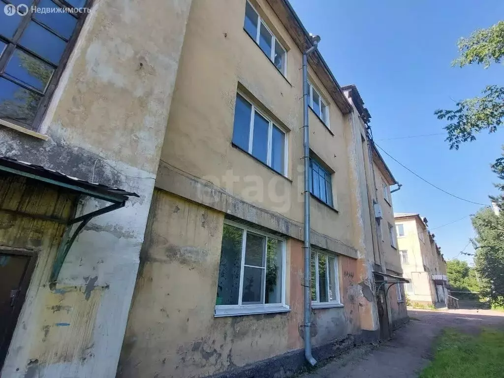 3-комнатная квартира: Осинники, улица Ленина, 117 (66.4 м) - Фото 1