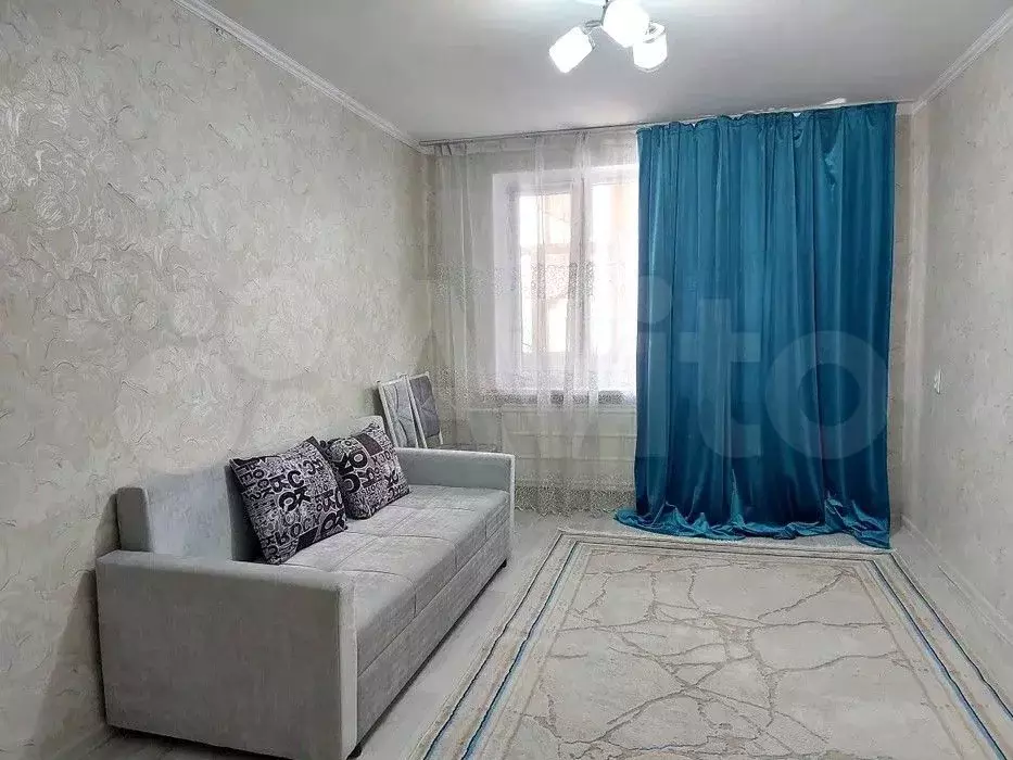 2-к. квартира, 35 м, 4/10 эт. - Фото 0