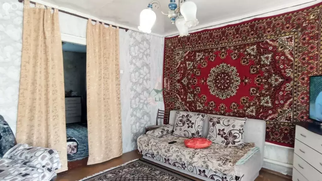 Дом в Энгельс, Комсомольская улица (60.6 м) - Фото 1