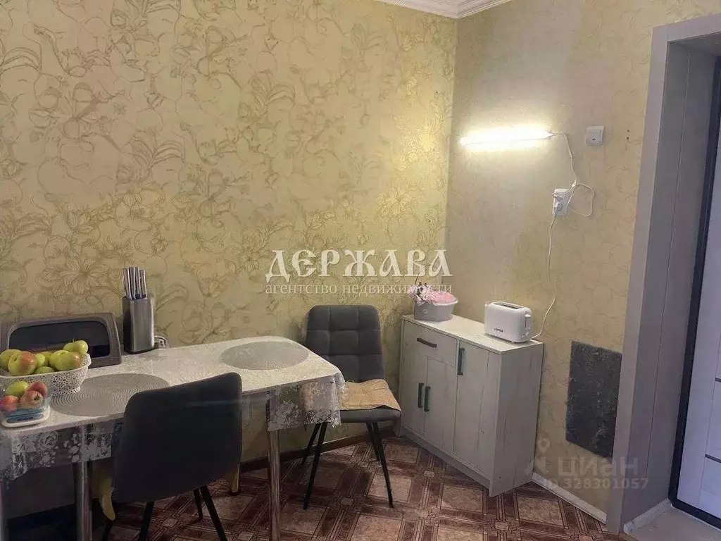 Комната Белгородская область, Старый Оскол Горняк мкр, 9 (16.6 м) - Фото 1