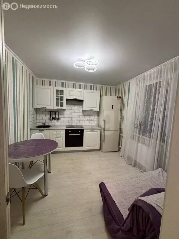 1-комнатная квартира: Краснодар, улица Героя А.А. Аверкиева, 13 (30.1 ... - Фото 2