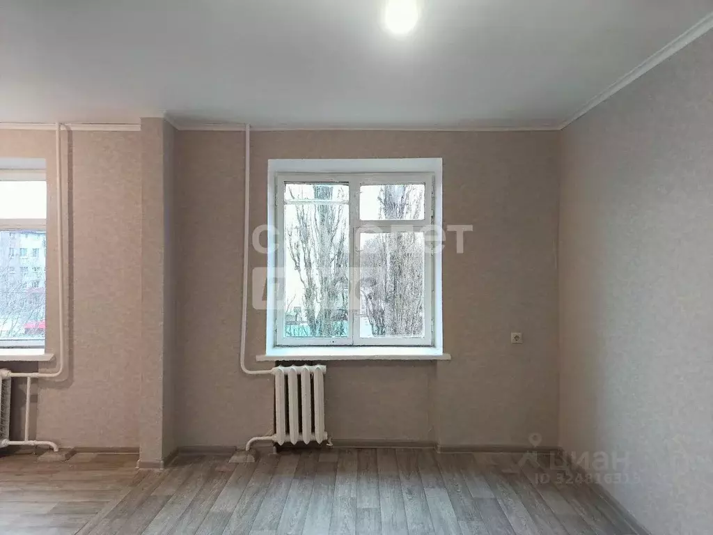 2-к кв. Белгородская область, Старый Оскол Интернациональный мкр, 12 ... - Фото 1