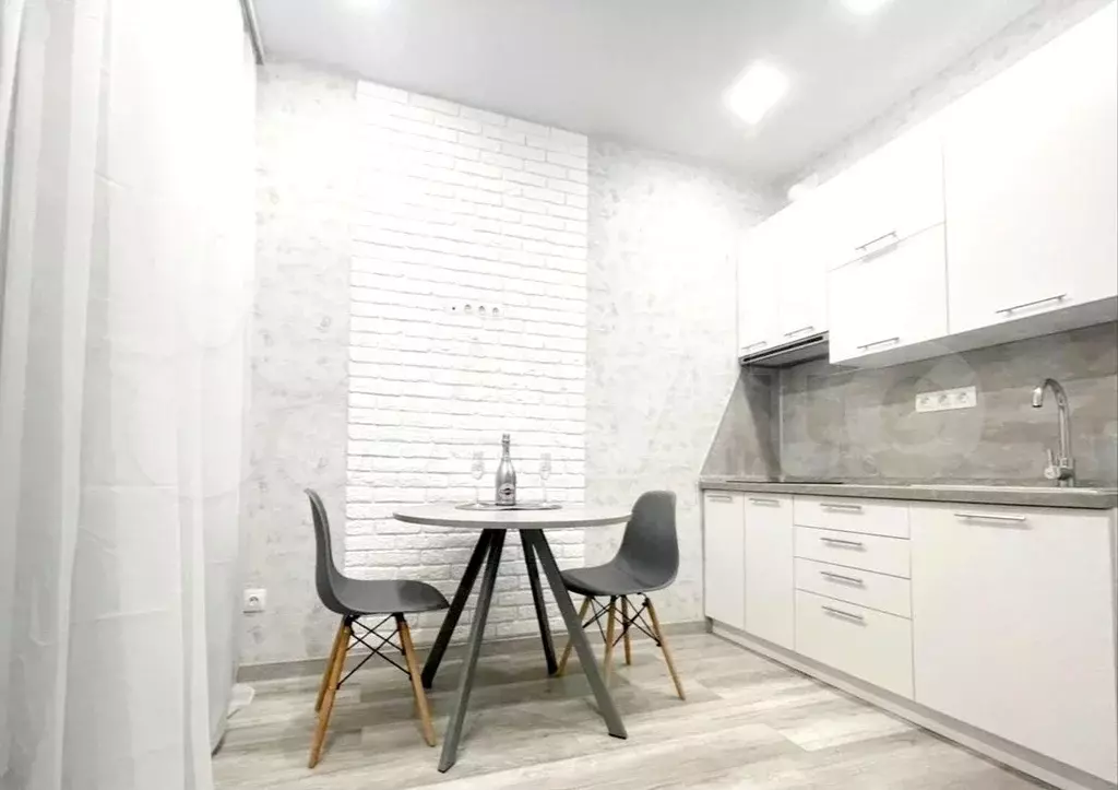 Квартира-студия, 28 м, 8/14 эт. - Фото 1