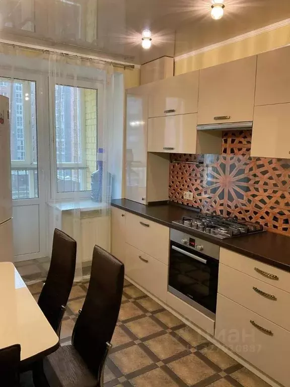 2-к кв. Татарстан, Казань ул. Павлюхина, 99б (56.0 м) - Фото 1