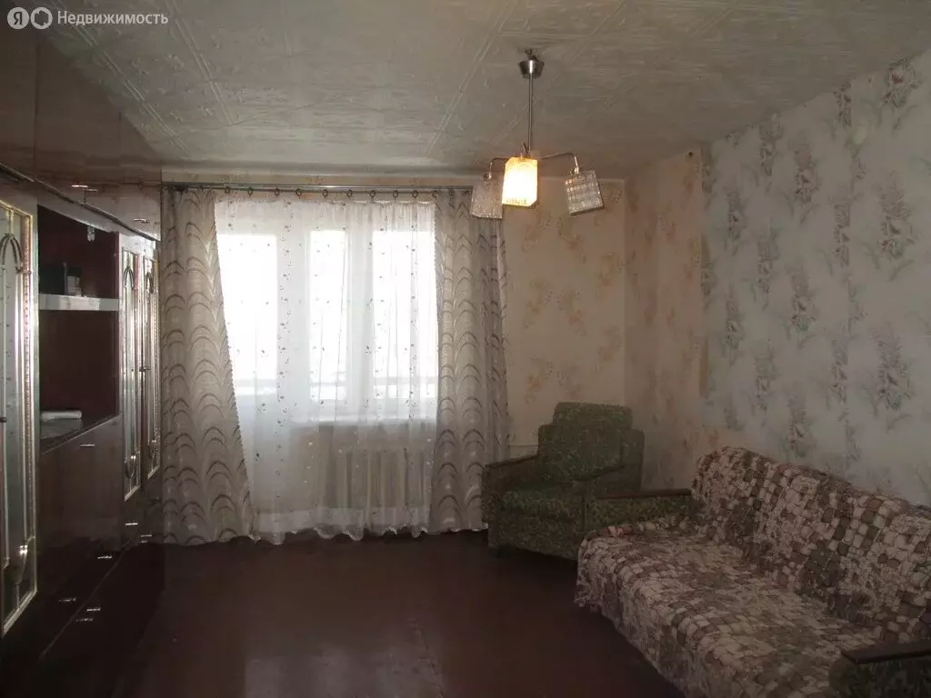 3-комнатная квартира: Советский район, рабочий посёлок Степное, улица ... - Фото 2