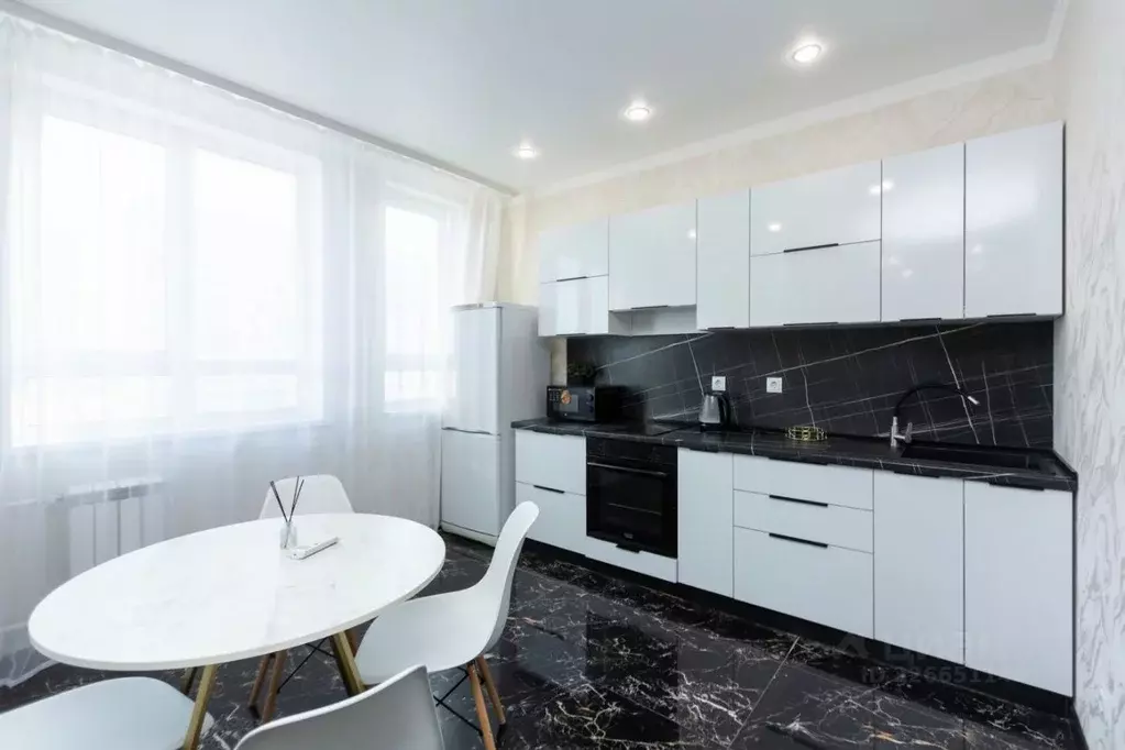 Студия Оренбургская область, Оренбург Северный жилрайон, 15Б мкр, 4 ... - Фото 1