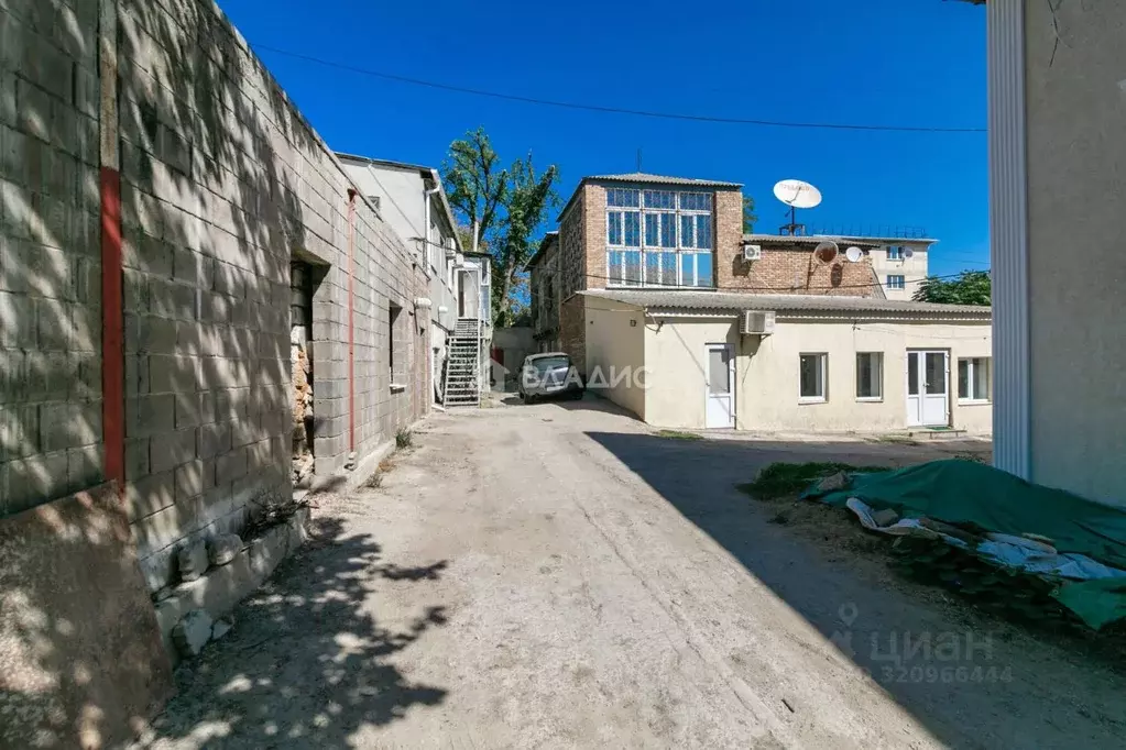 Помещение свободного назначения в Севастополь ул. Керченская, 59 (335 ... - Фото 2