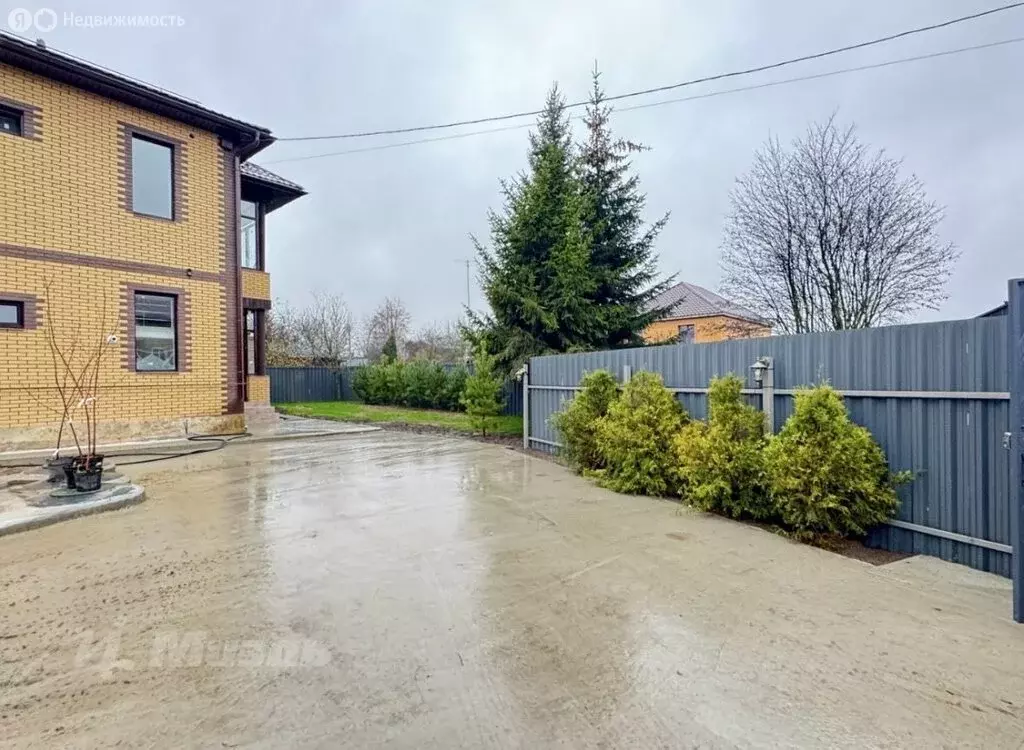 Дом в деревня Десна, Рябиновая улица, 46 (250 м) - Фото 1