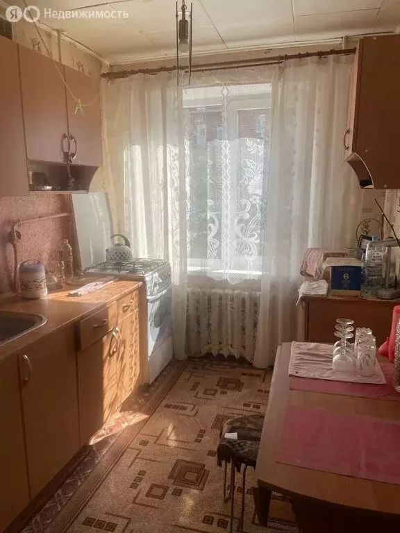 3-комнатная квартира: Азов, улица Пушкина, 112 (59 м) - Фото 1