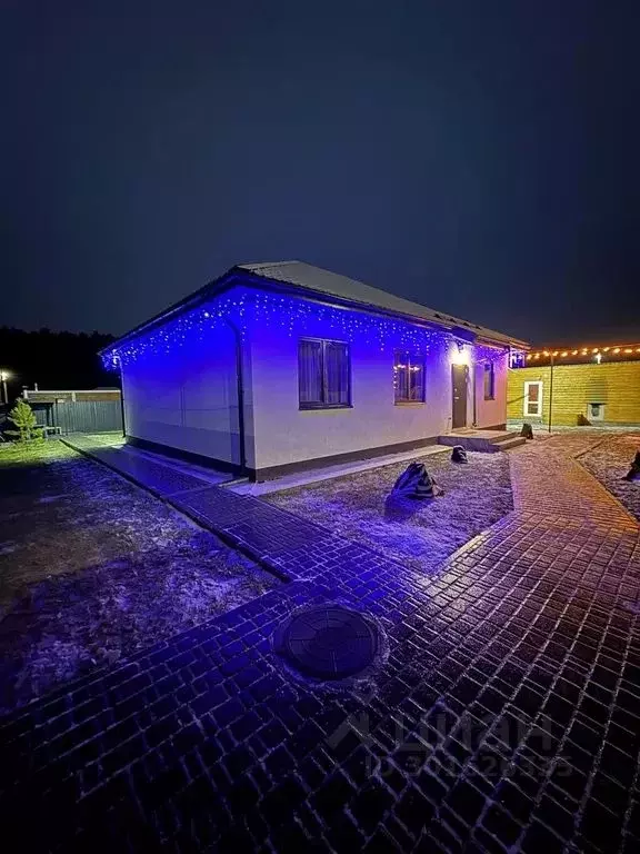 Дом в Свердловская область, Белоярский муниципальный округ, пос. ... - Фото 1