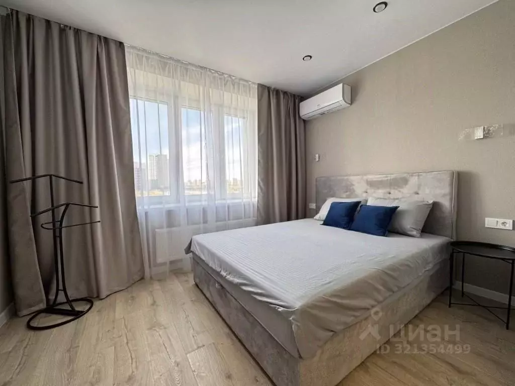 1-к кв. Тюменская область, Тюмень Новгородская ул., 20 (30.0 м) - Фото 1