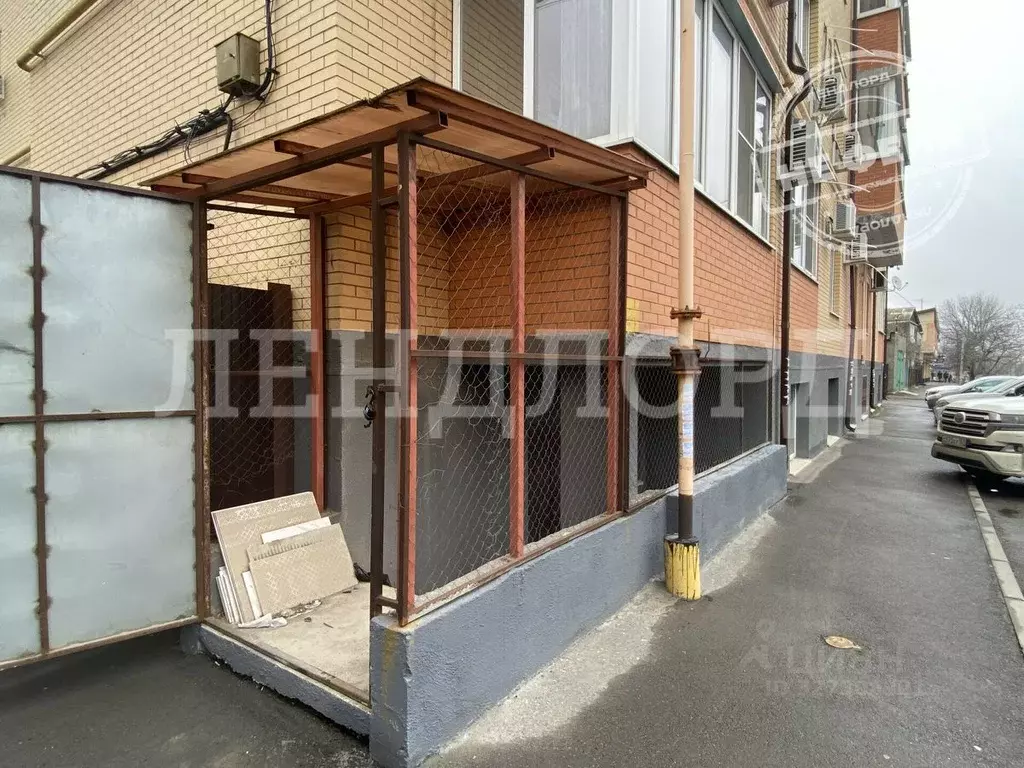 Помещение свободного назначения в Ростовская область, Новочеркасск ул. ... - Фото 1