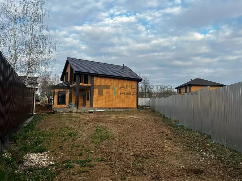 Дом в Тульская область, Тула городской округ, пос. Рассвет 181 (136 м) - Фото 1
