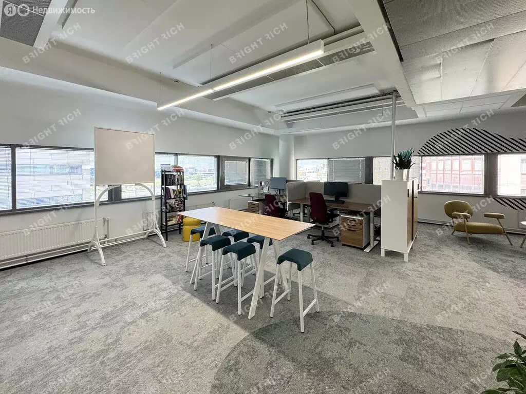 Офис (5858.63 м) - Фото 2