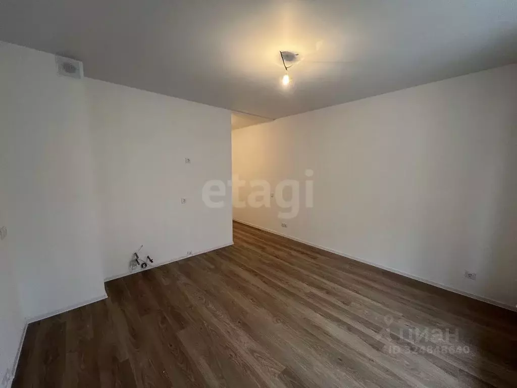 Студия Тюменская область, Тюмень ул. Юрия Рогачева, 11к2 (22.0 м) - Фото 2