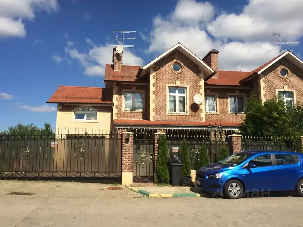 Дом в Московская область, Красногорск городской округ, с. ... - Фото 0